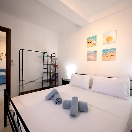 Charming & Modern 2 Bedroom Dvas1-1 Apartment