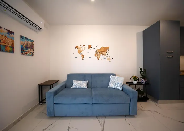 Charming & Modern 2 Bedroom Dvas1-1 Apartament *